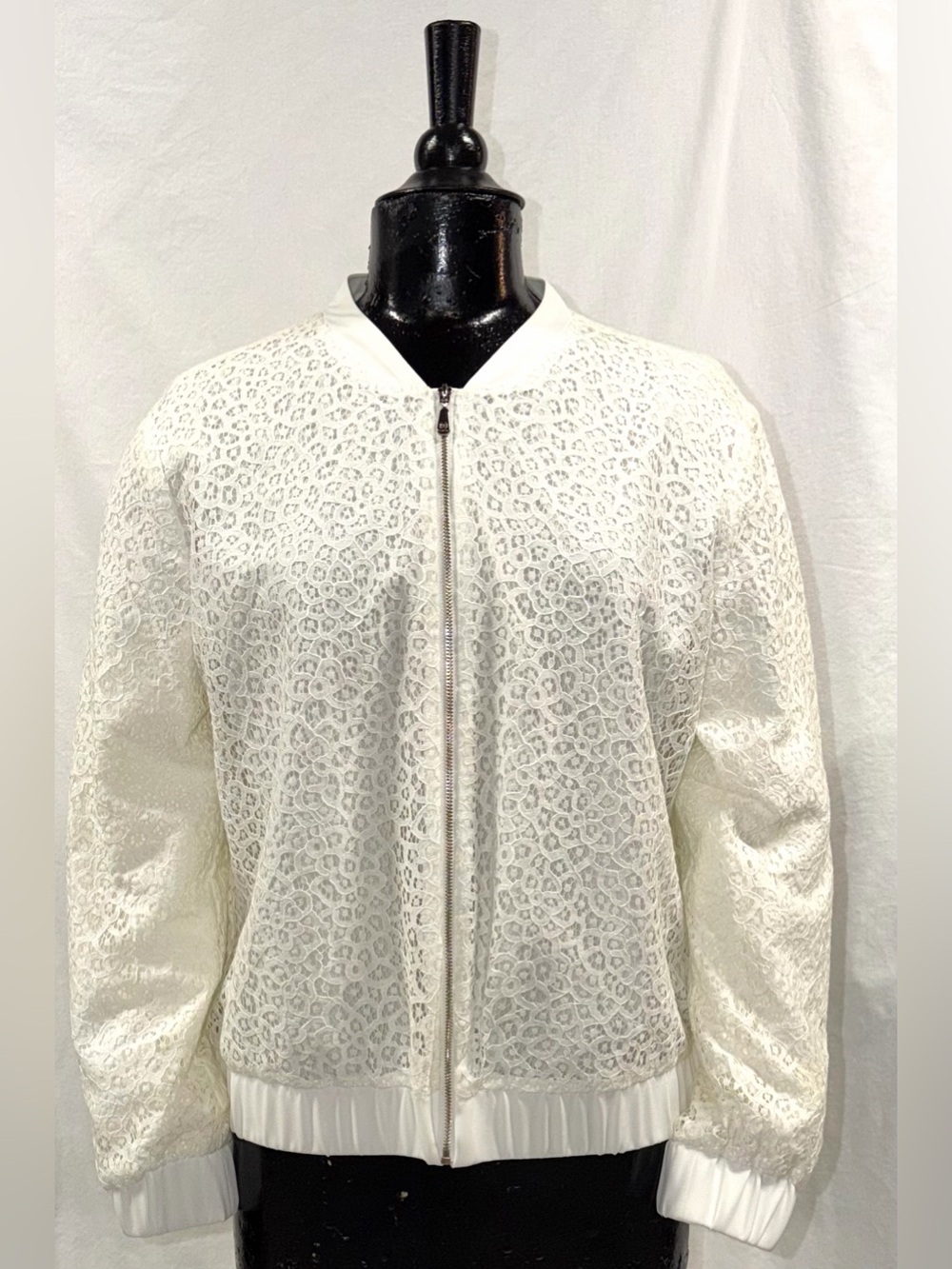 CeCe Women's Ivory Lace Bomber Jacket size 10